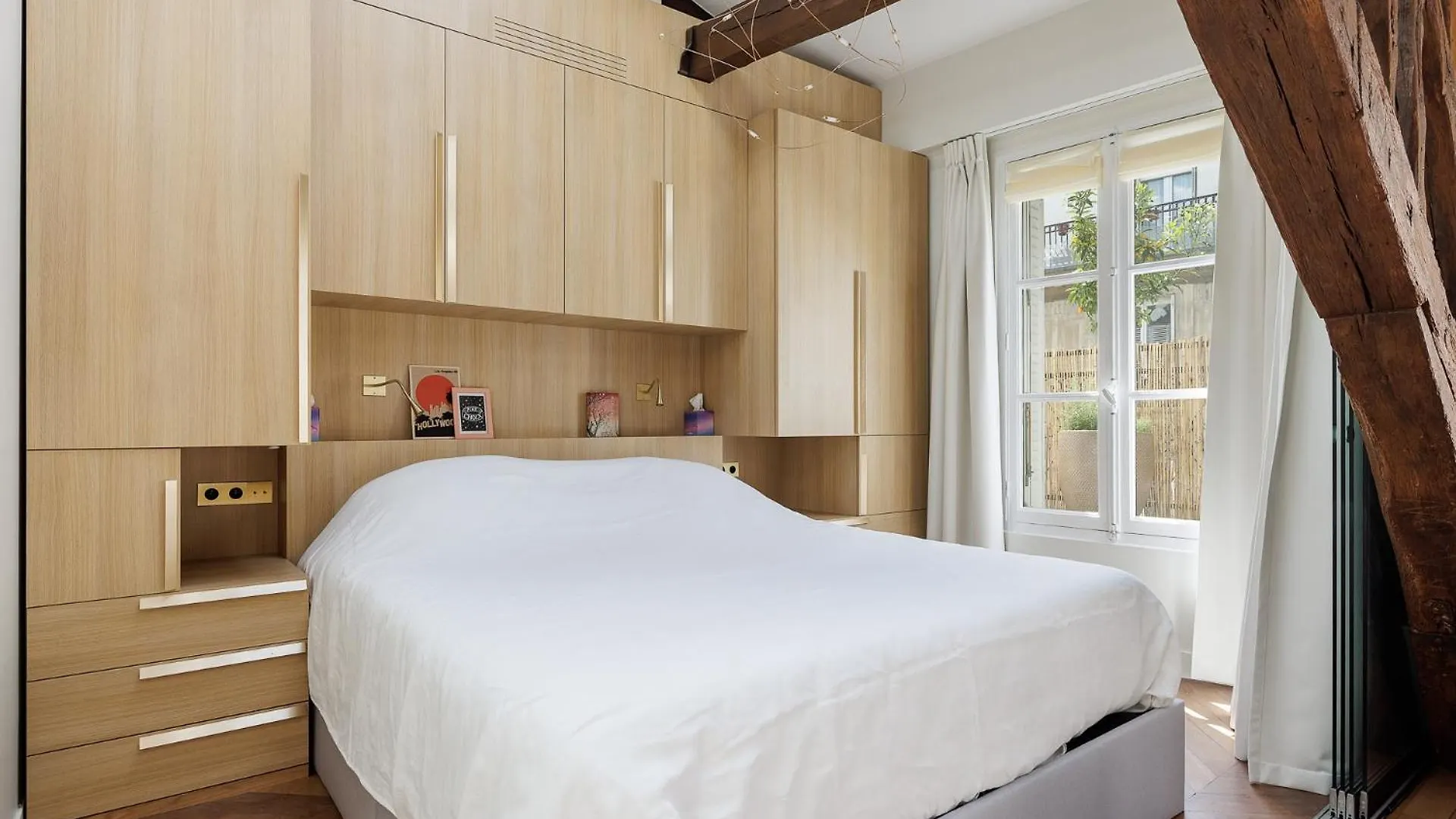 Loft Chic & Cosy, 9, Anvers - Montmartre Apartment
